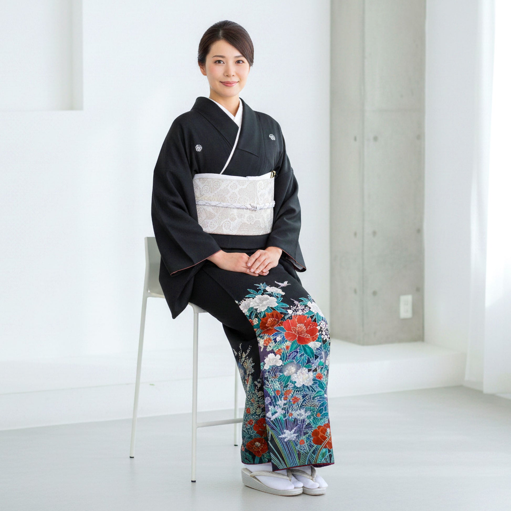 レンタル黒留袖フルセット【結婚式婚礼貸衣装】【往復送料無料】紋入り菊松