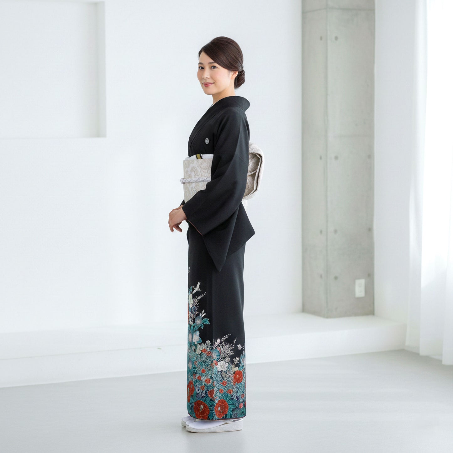 レンタル黒留袖フルセット【結婚式婚礼貸衣装】【往復送料無料】紋入り菊松