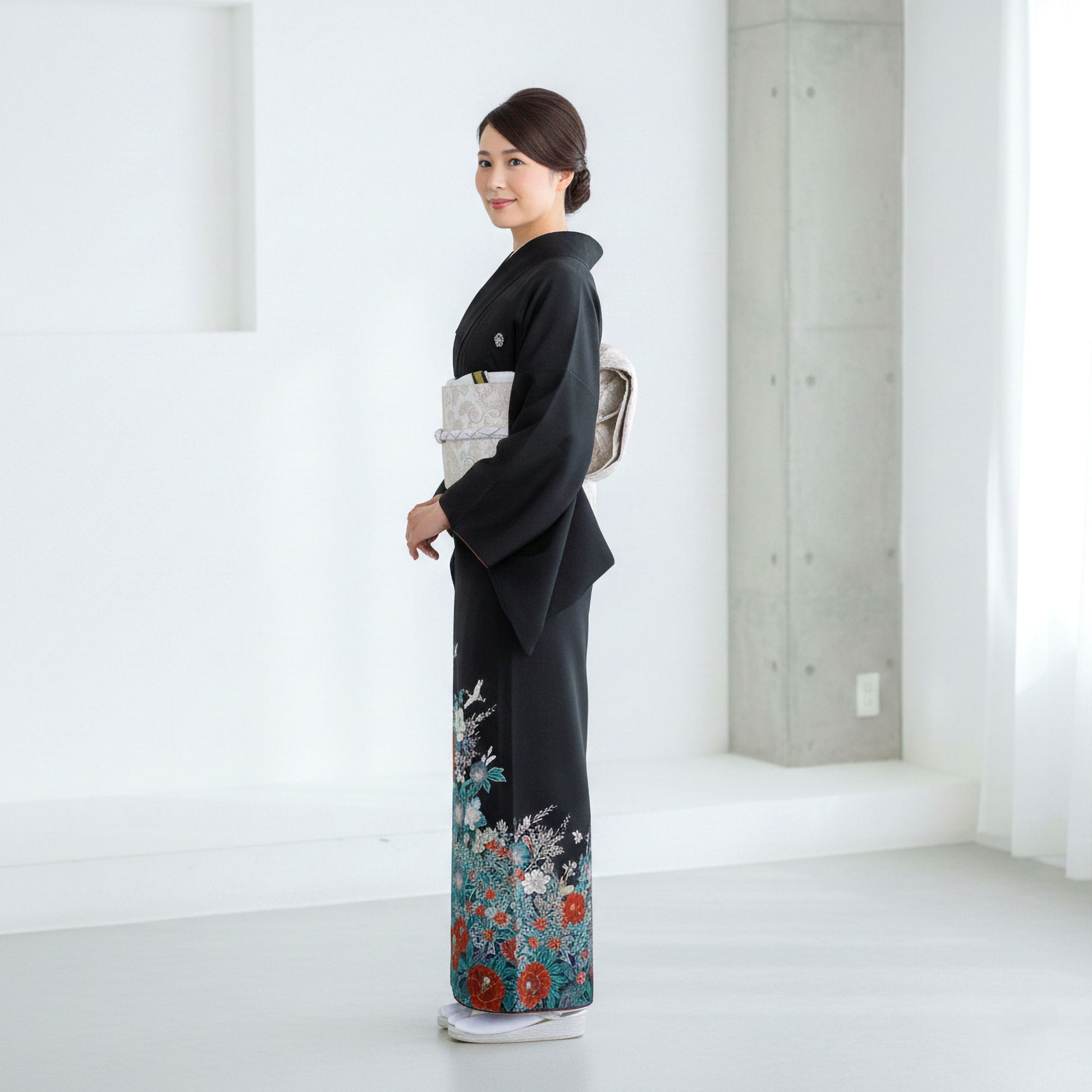 レンタル黒留袖フルセット【結婚式婚礼貸衣装】【往復送料無料】紋入り菊松