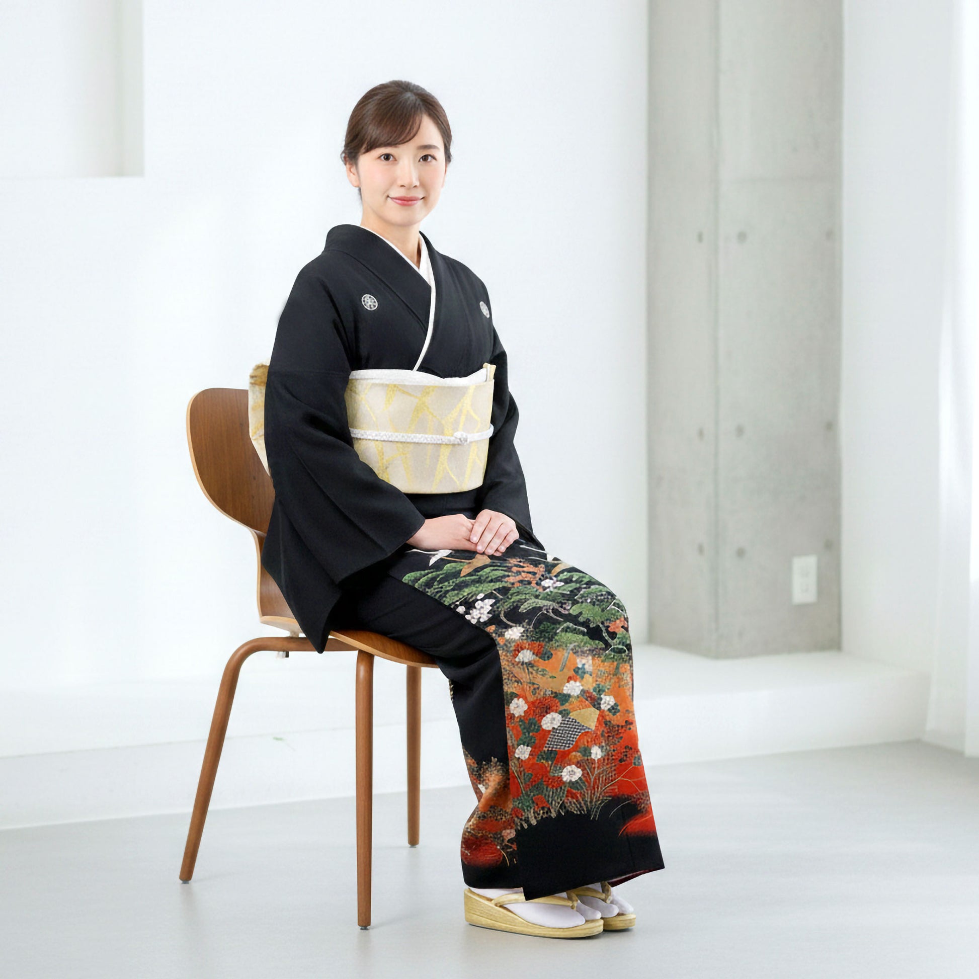 レンタル黒留袖フルセット着物【結婚式婚礼貸衣装】【往復送料無料】五三桐