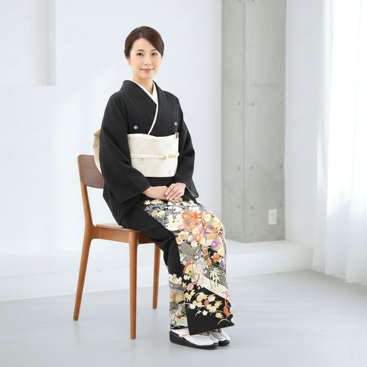 【レンタル】JAPANSTYLE黒留袖フルセットジャパンスタイル【結婚式婚礼貸衣装】【往復送料無料】クロ梅熨斗高級正絹比翼仕立て五つ紋草履バッグ付き母親族着物ウェディング