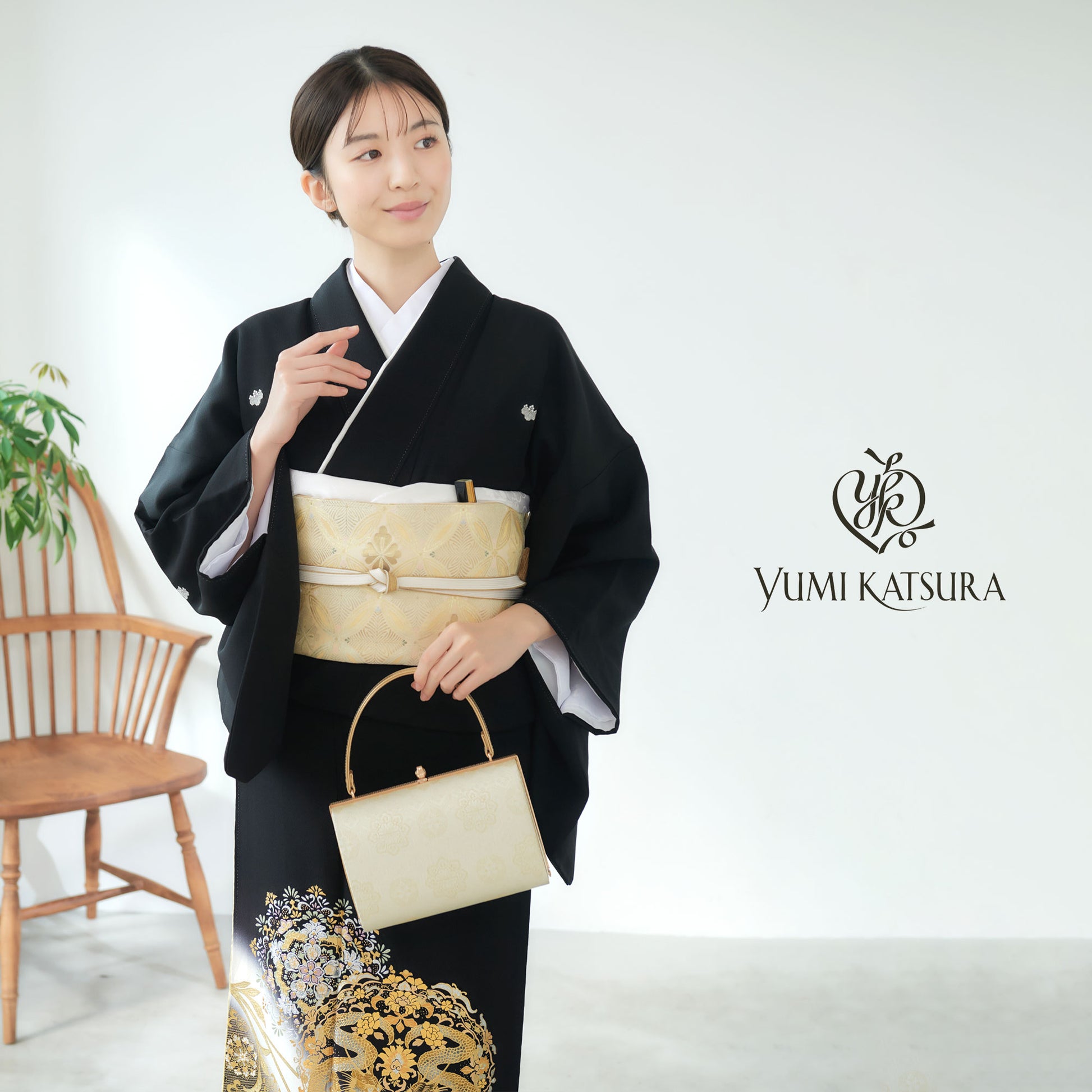 桂由美黒留袖