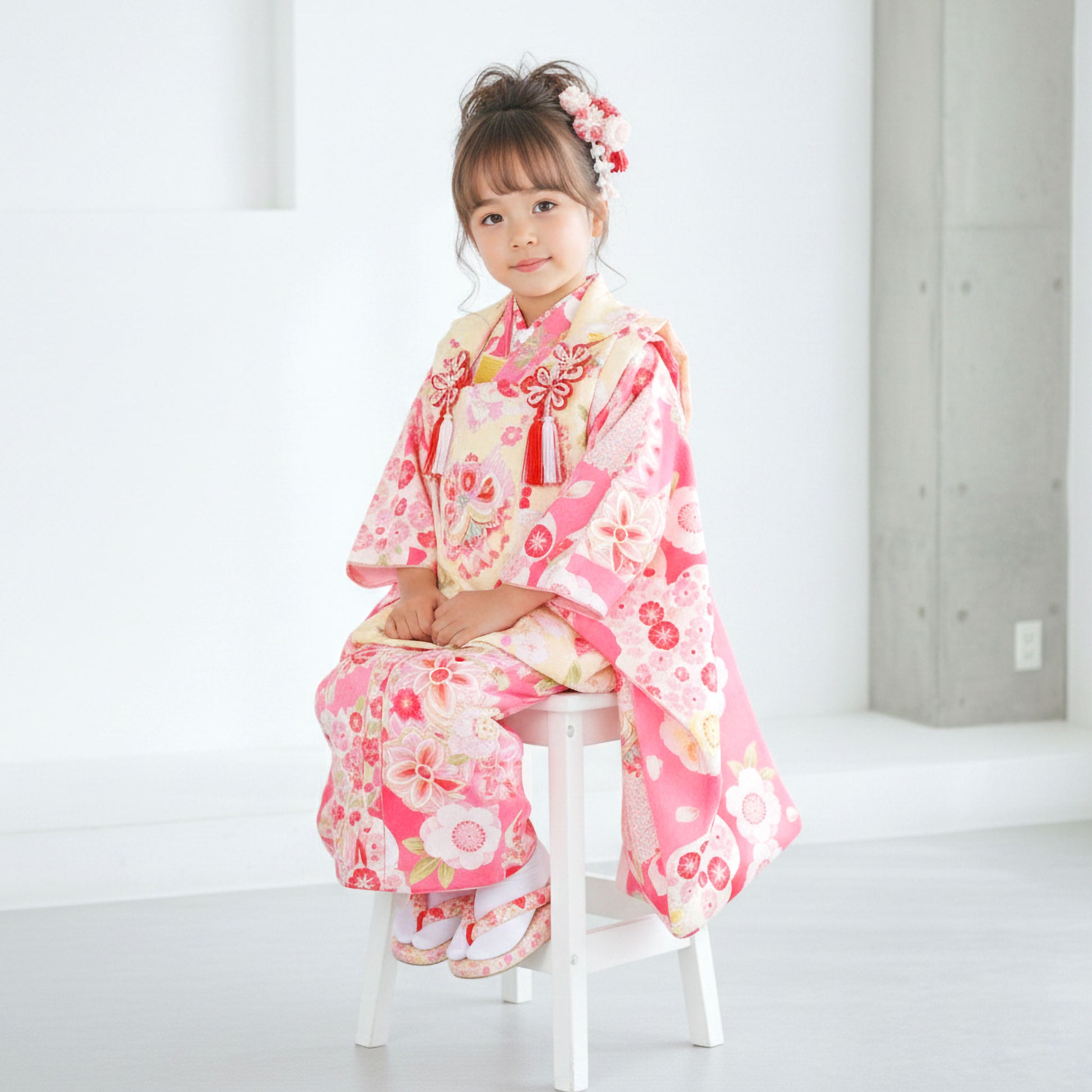 【お買い物マラソン10%OFFクーポン配布中!】【レンタル】七五三女の子3歳着物被布753着物フルセット着物貸衣装七五三三歳子供着物女児子ども結婚式和装当店オリジナル白ピンクまり【往復送料無料】No.3073新品足袋プレゼント