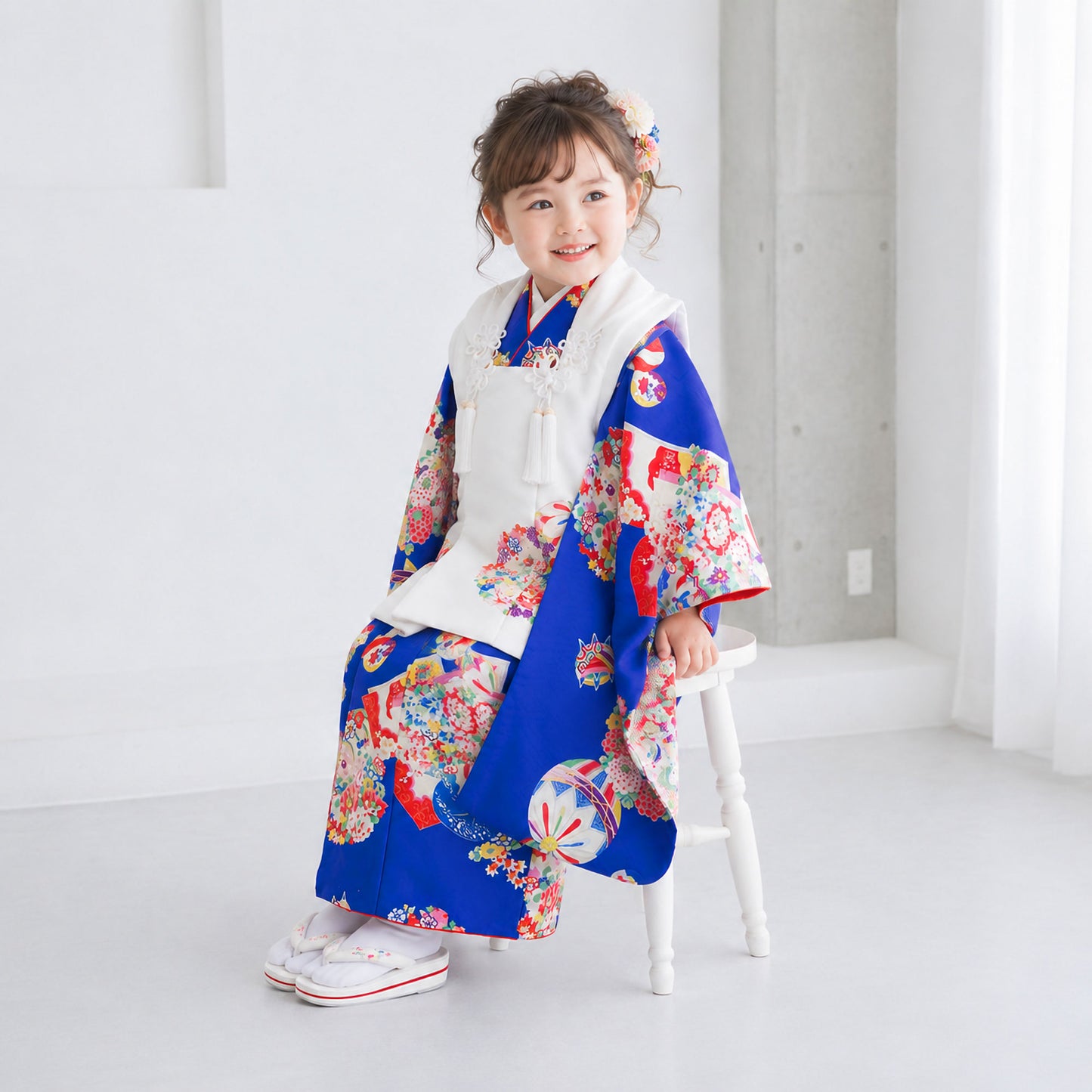 【スーパーSALE全品半額クーポン配布中!】【レンタル】七五三女の子3歳着物被布753着物フルセット着物貸衣装七五三三歳子供着物女児子ども結婚式和装式部浪漫shikibuclassicブランド白青鞠古典柄【往復送料無料】No.31