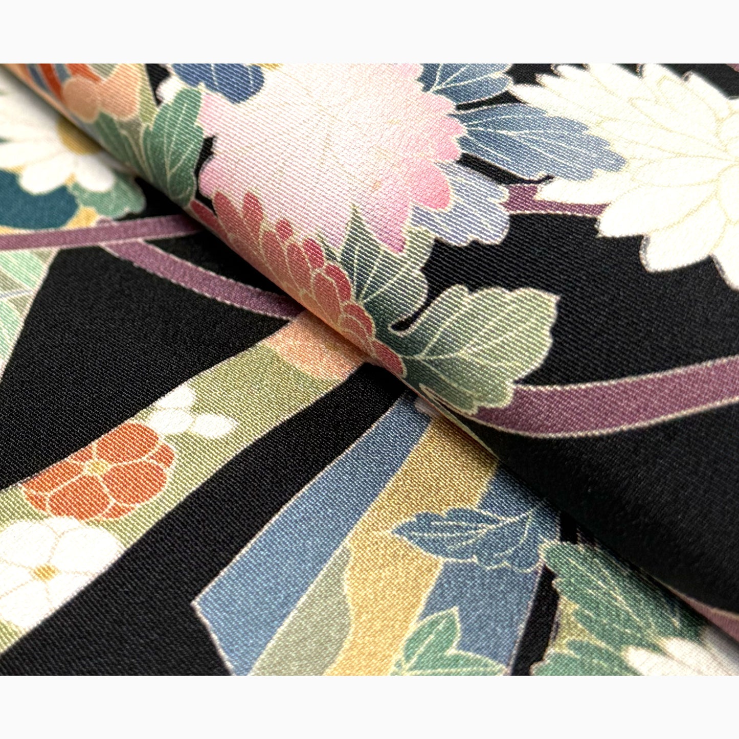 【★クーポンで33%OFF!★】レンタル黒留袖フルセット【結婚式婚礼貸衣装】【往復送料無料】[Mサイズ]