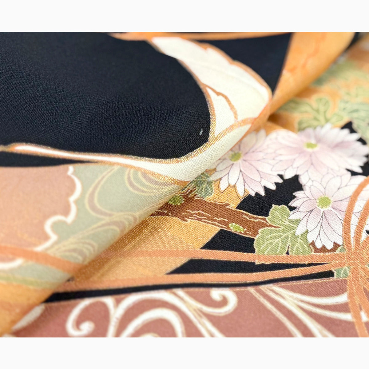 【マラソン限定クーポンで最大10%OFF!】【レンタル】黒留袖フルセット五三桐正絹礼装結婚式母親親族用着物3泊4日往復送料無料簡単返却【MサイズNo.0037】
